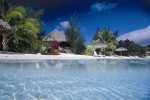 Plaja cu nisip alb si apa cristalina in
Bora Bora