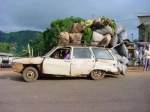 Dacia 1300 break faimoasa in Africa!
Ruginita si fara o aripa, in Africa e pe
post de camion