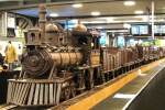 Tren de epoca facut din ciocolata,
lungime 34 metri, expus la Gara Midi din
Bruxelles