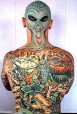 Tatuaj. Corpul uman cucerit de
extraterestri