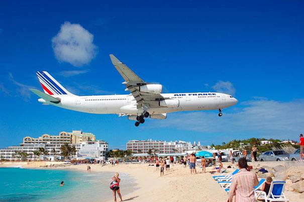 Saint-Martin: cel mai periculos aeroport
din lume, insula in Caraibe